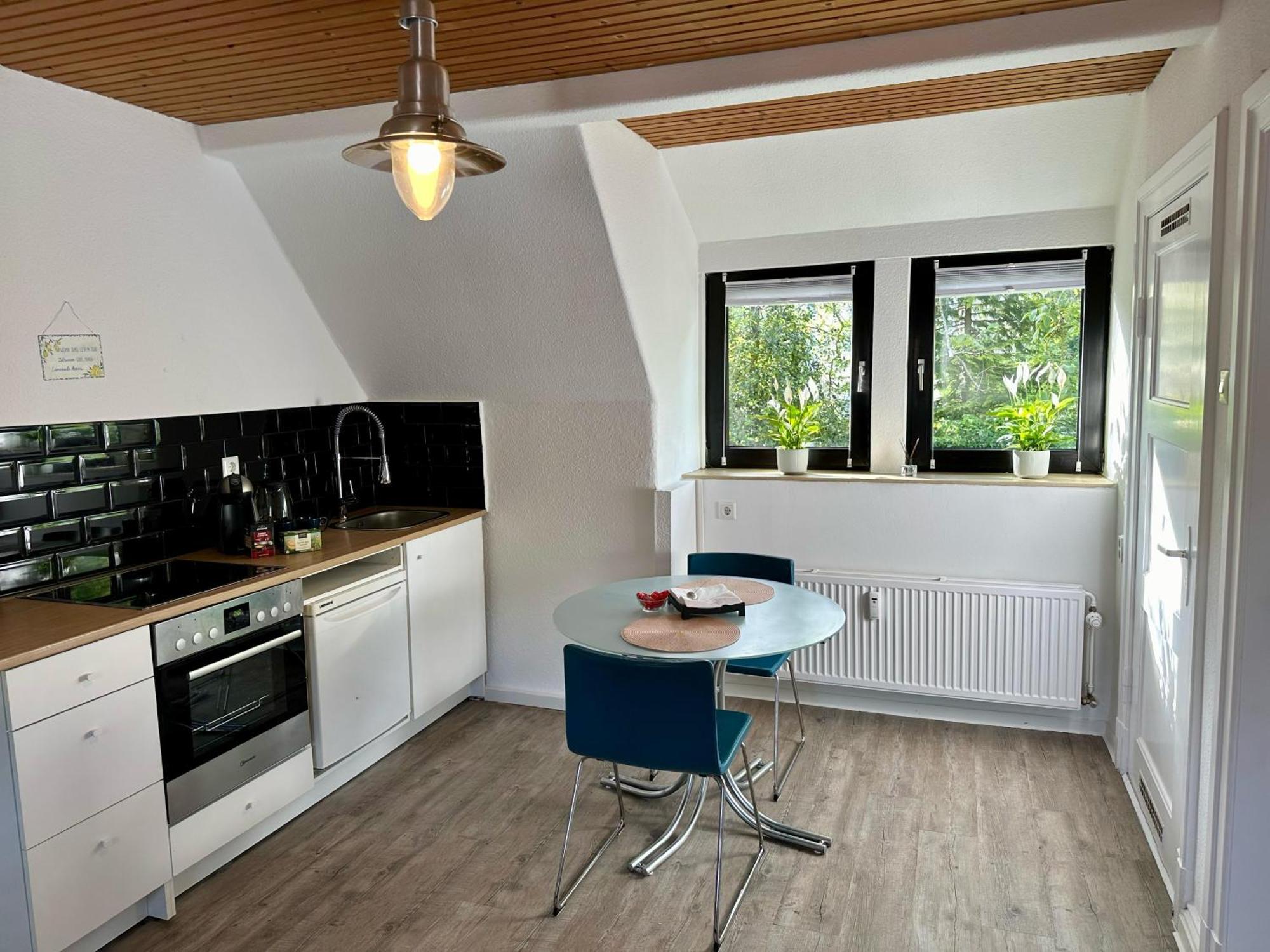 Idyllisches Zentrales Appartment - 24 H Check Inn Flensburgo Exterior foto